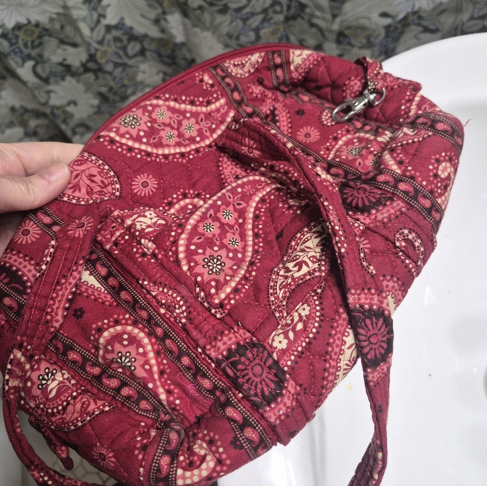 Vera Bradley Paisley Mesa Red Quilted Women's Bag - Picture 4 of 4